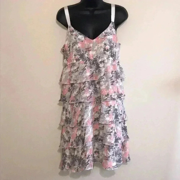 Ann Taylor Loft Floral Ruffled Dress Size M - Picture 1 of 5